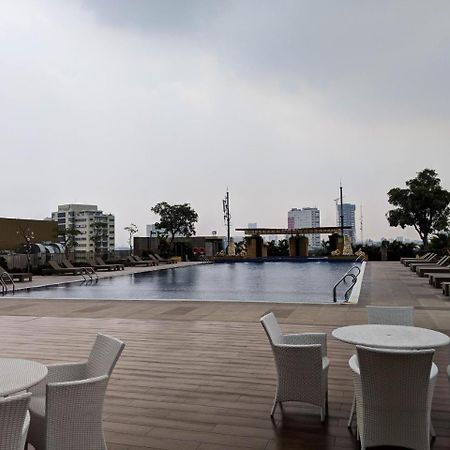 Strategic 2Br Apartment At Trillium Residence By Travelio Surabaya Eksteriør bilde