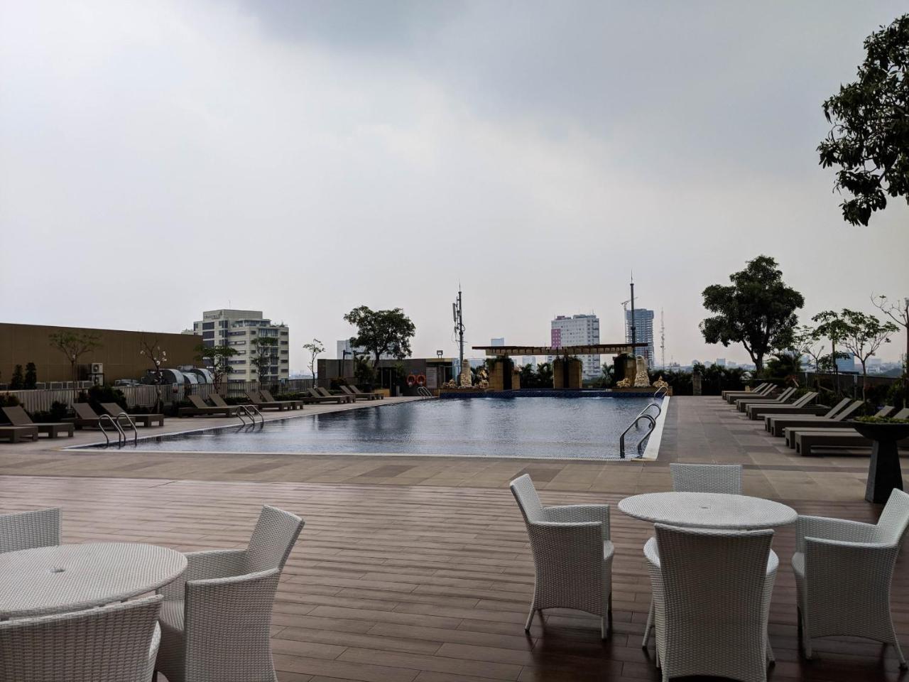 Strategic 2Br Apartment At Trillium Residence By Travelio Surabaya Eksteriør bilde